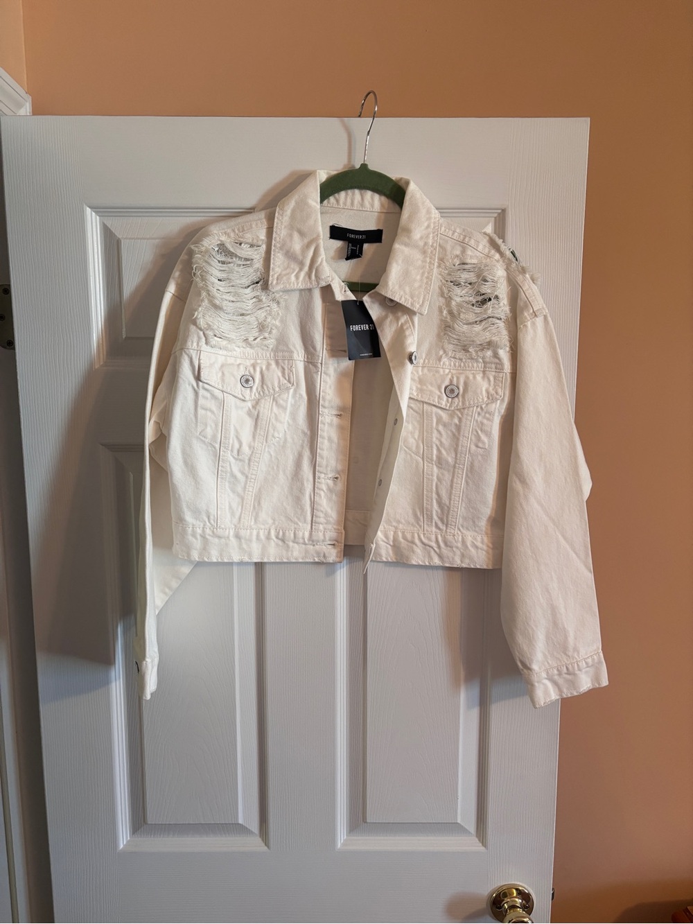 NWT - Forever 21 White Distressed Cropped Denim Jacket with Frayed Shoulders